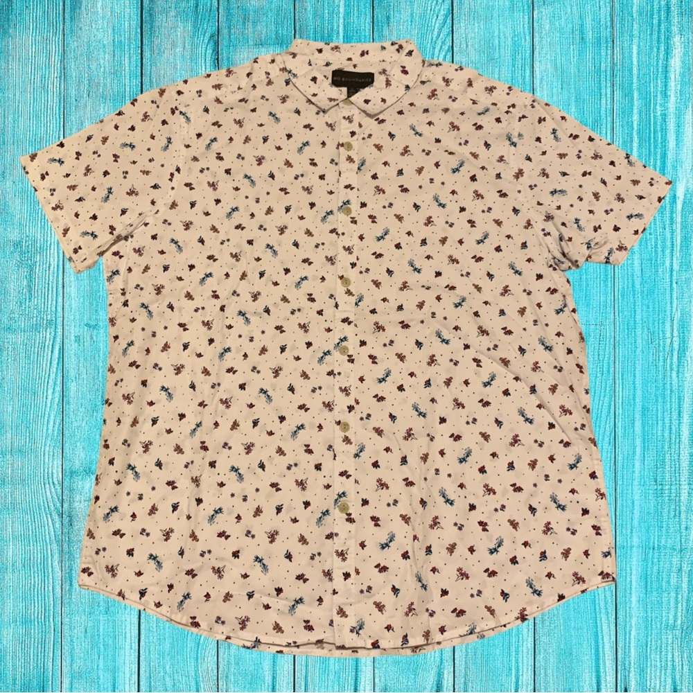 NWT Roses And Flowers All Over Button Up Down Shirt No Boundaries Floral Casual